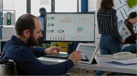 From Startup to Scale-Up: Growing a Remote Team without Chaos